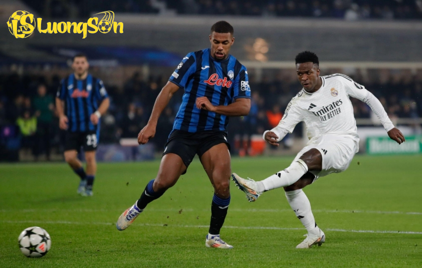 Vinicius vẫn cho thấy khả năng săn bàn đáng nể bất chấp phong độ kém ổn định của Real Madrid. Ảnh: Getty