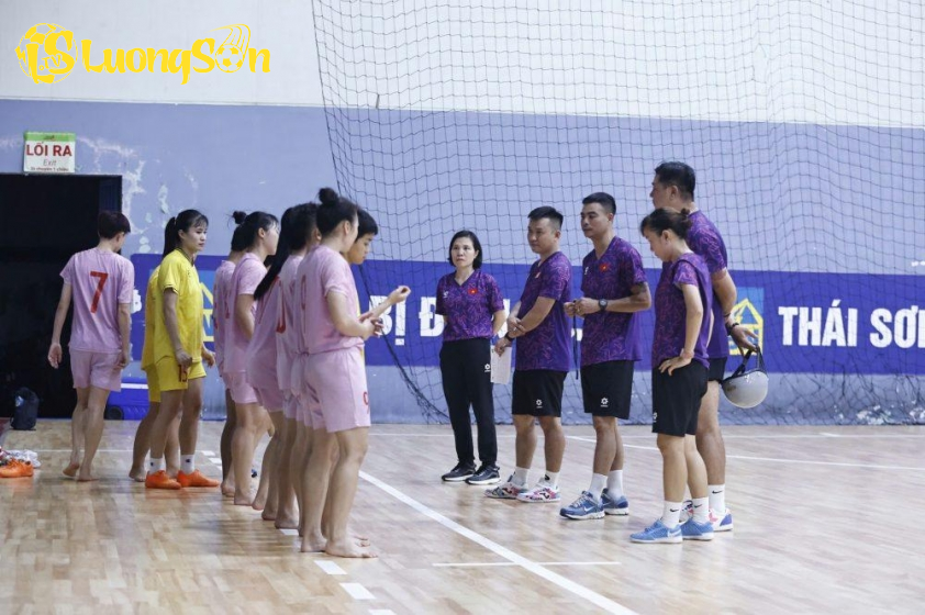 Bổ sung 8 cầu thủ lên ĐT futsal nữ Việt Nam (Ảnh: VFF)